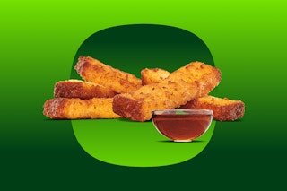 burger-king-royal-perks-week-french-toast-sticks-offer-march-12